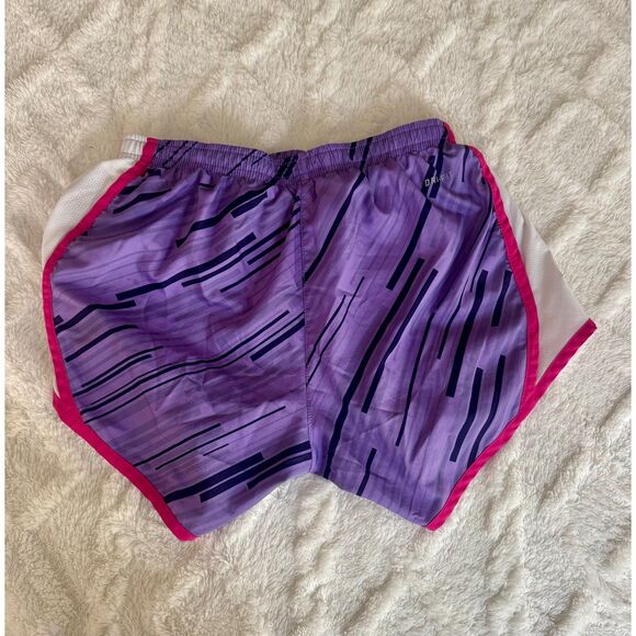 Nike Girls' Dri-FIT Tempo running shorts - Picture 3 of 4